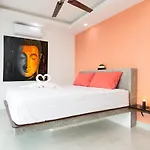 Villa Ruby Ocean Views