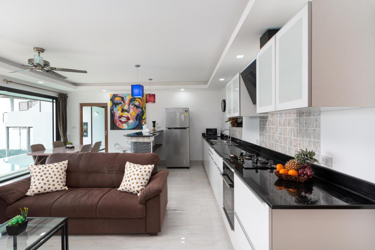 Villa Ruby Ocean Views